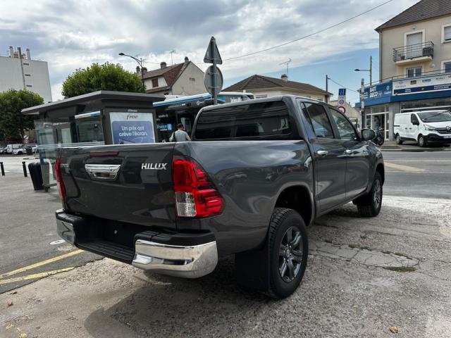 Toyota Hilux image 4