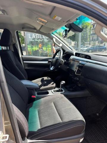 Toyota Hilux image 9