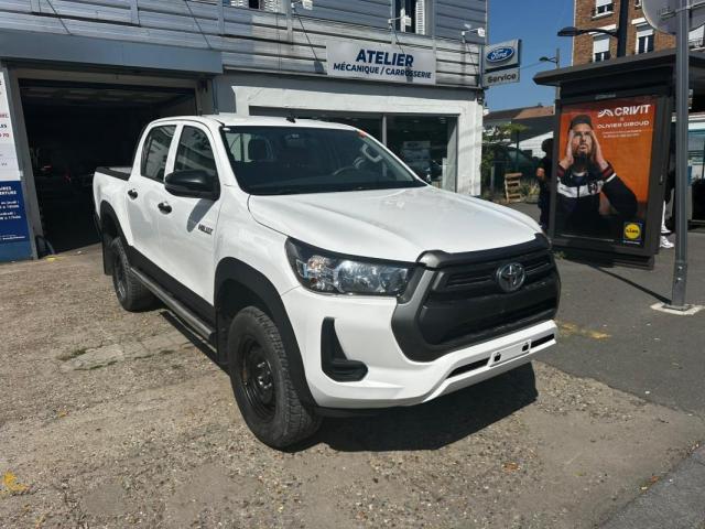Toyota Hilux image 6