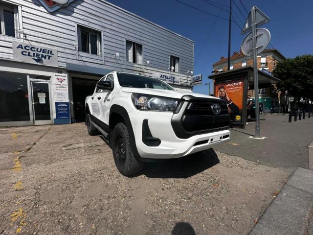Toyota Hilux image 5