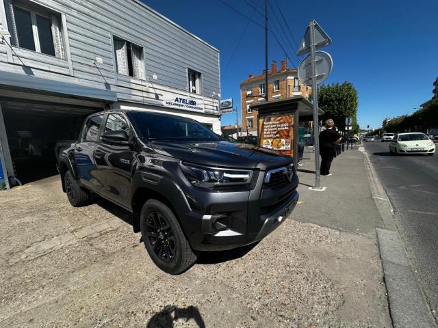 Toyota Hilux image 7