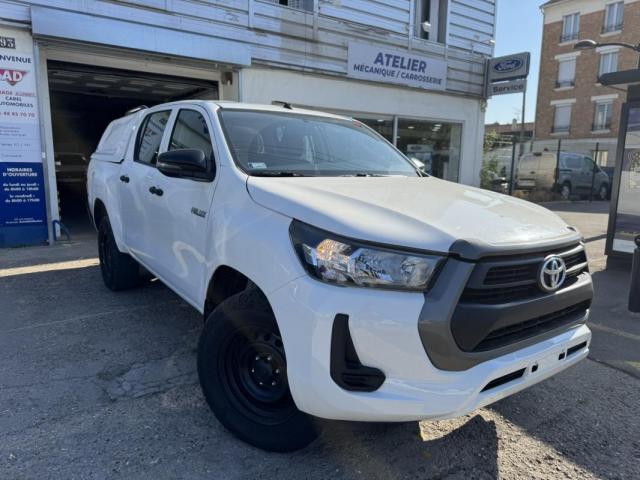 Toyota Hilux image 2