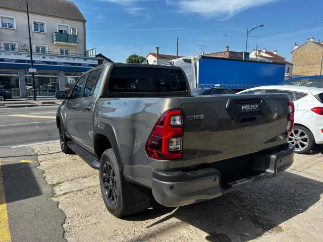 Toyota Hilux image 9