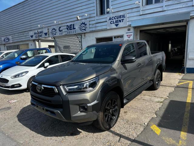 Toyota Hilux image 1