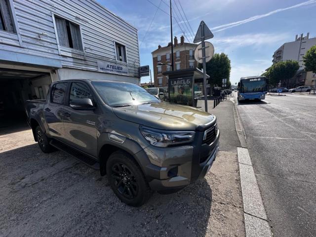 Toyota Hilux image 3