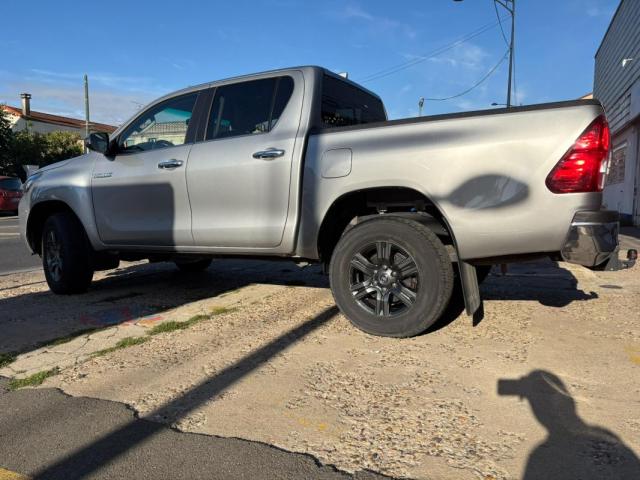 Toyota Hilux image 9