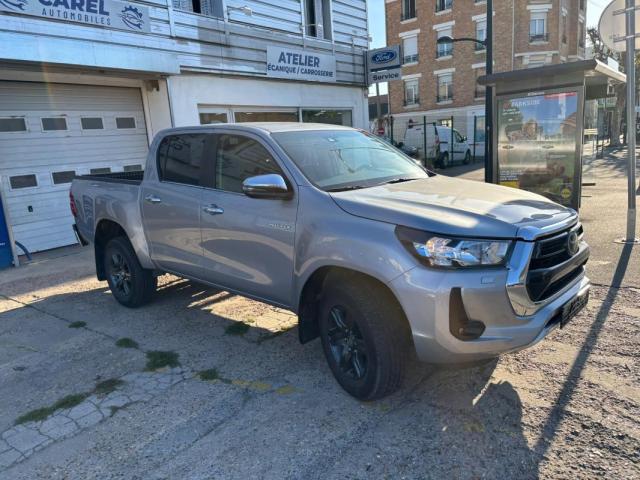 Toyota Hilux image 5