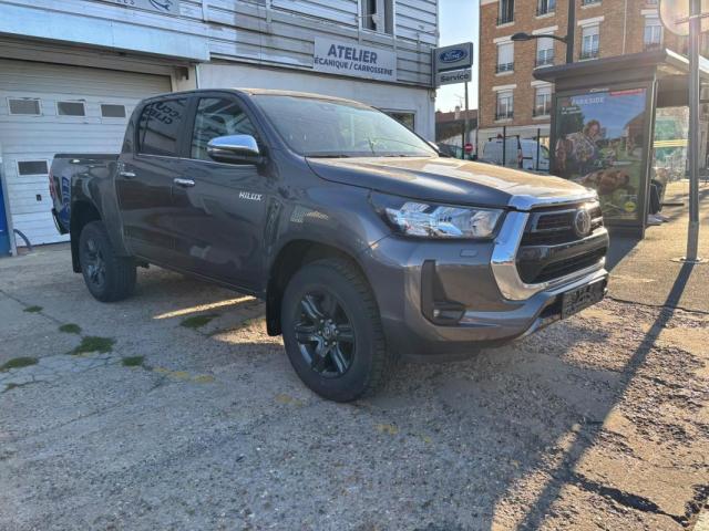Toyota Hilux image 1