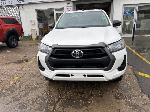 Toyota Hilux image 4
