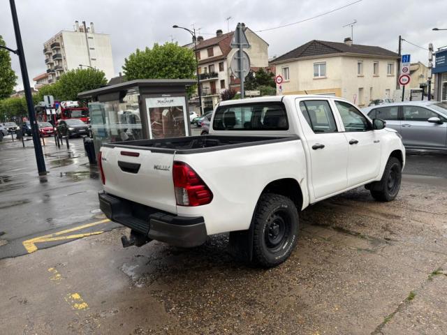 Toyota Hilux image 7