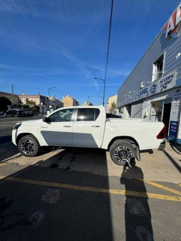 Toyota Hilux image 6