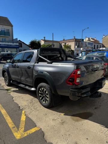 Toyota Hilux image 9