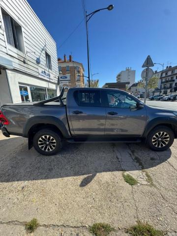 Toyota Hilux image 3