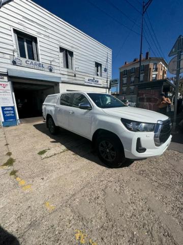 Toyota Hilux image 6