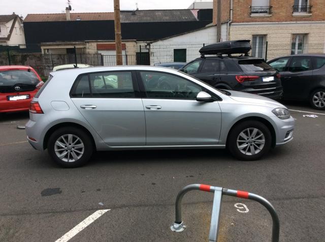 Volkswagen Golf image 8