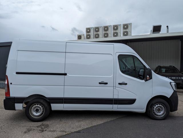 Renault Master image 8