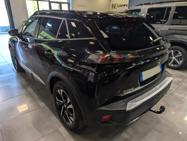 Peugeot 2008 image 9