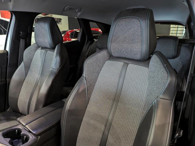 Peugeot 3008 image 3