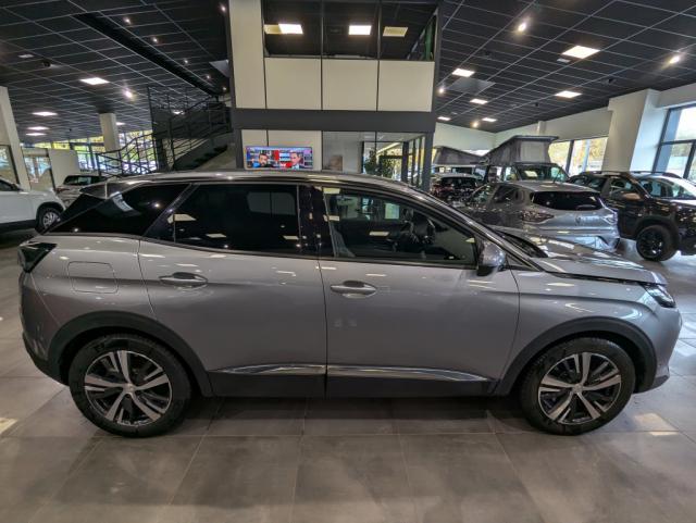 Peugeot 3008 image 2