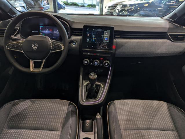 Renault Clio image 8