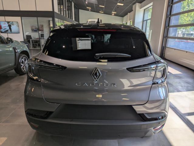 Renault Captur image 6