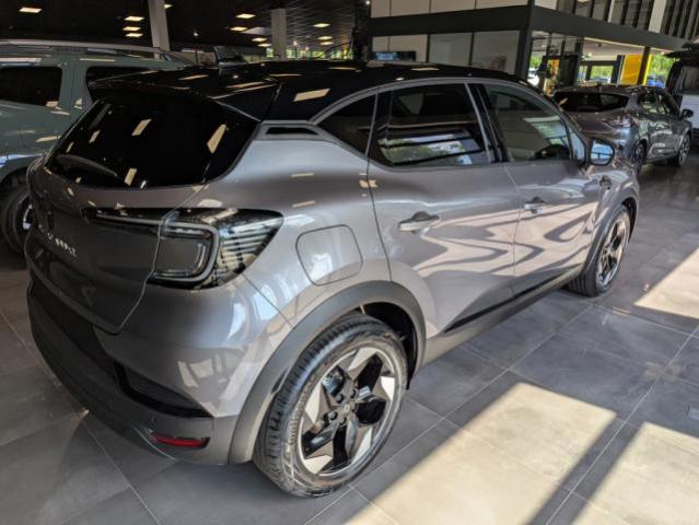 Renault Captur image 2