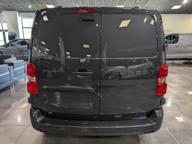 Peugeot Expert image 8