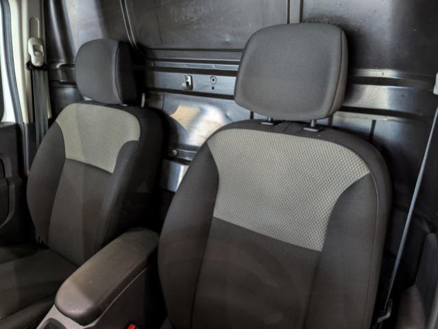 Renault Kangoo Express image 8