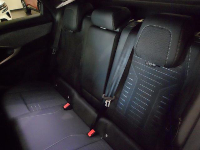 Peugeot 3008 image 4