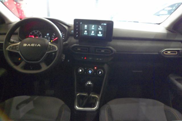 Dacia Sandero image 2