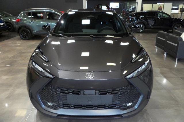 Toyota C-Hr image 4