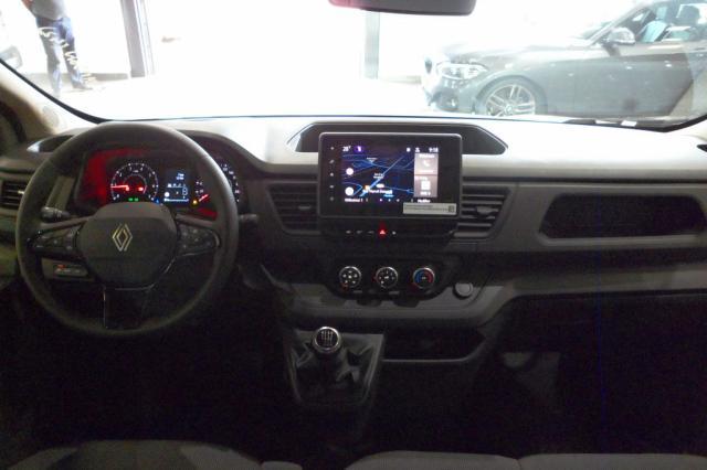 Renault Trafic image 8