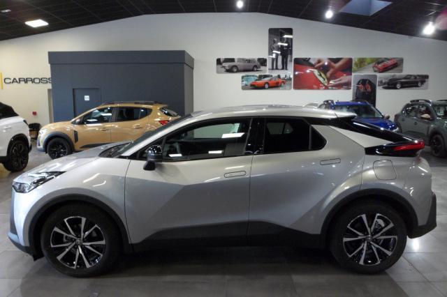 Toyota C-Hr image 1