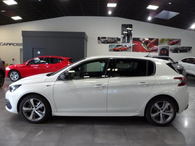 Peugeot 308 image 2