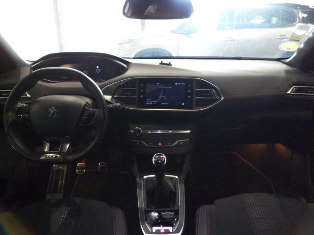 Peugeot 308 image 9