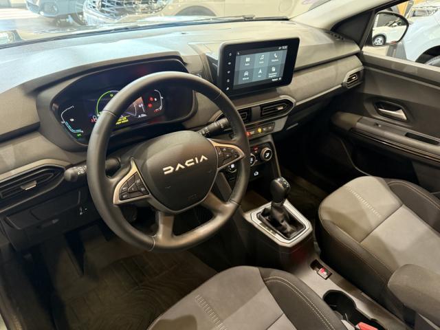 Dacia Jogger image 1