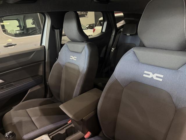 Dacia Duster image 8