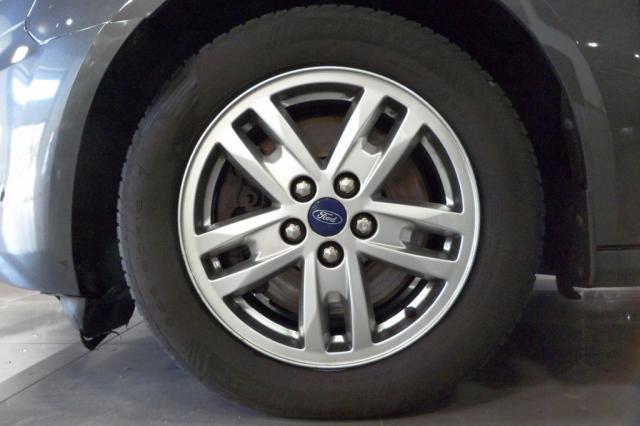 Ford Grand Tourneo Connect image 6