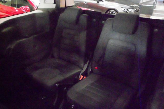 Ford Grand Tourneo Connect image 3