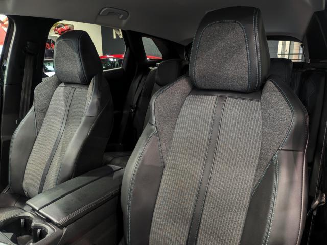 Peugeot 3008 image 8