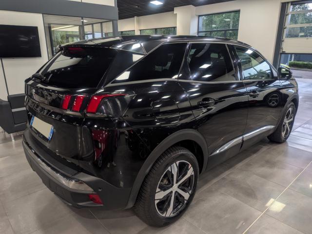 Peugeot 3008 image 1