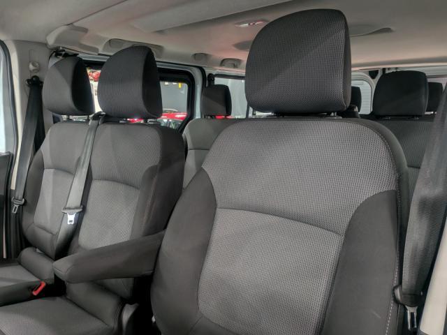 Renault Trafic image 8