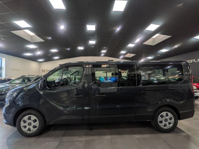 Renault Trafic image 2