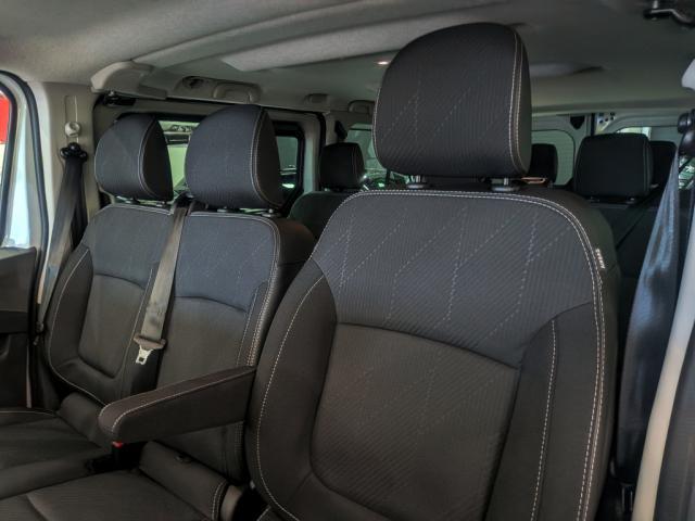 Renault Trafic image 8