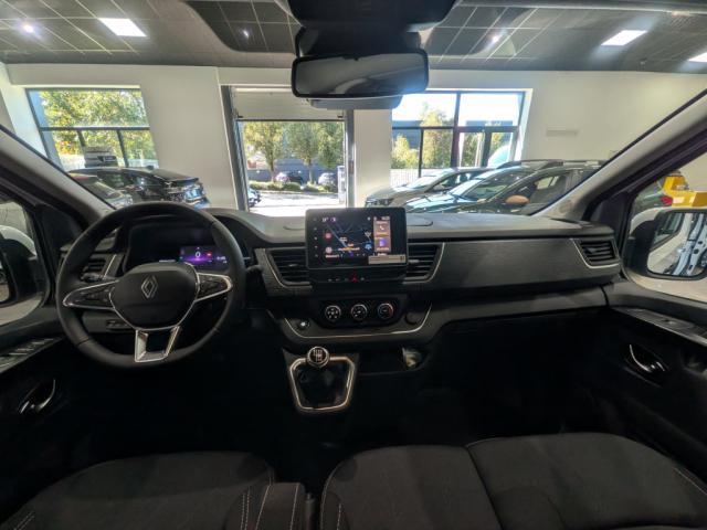 Renault Trafic image 9