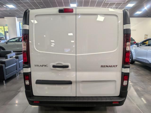 Renault Trafic image 9
