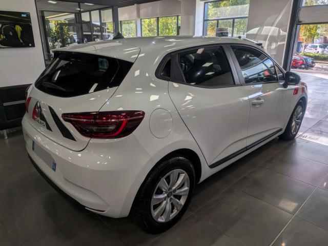 Renault Clio image 9