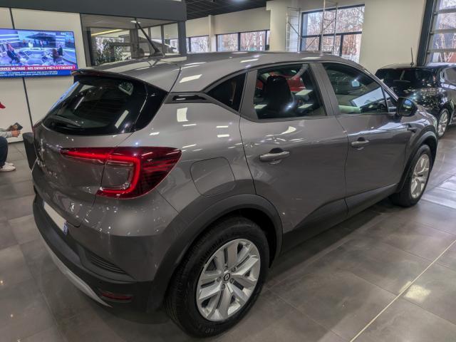 Renault Captur image 9