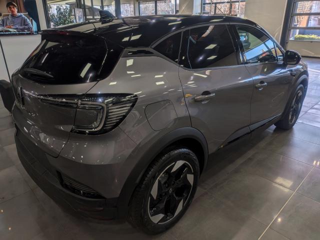 Renault Captur image 2