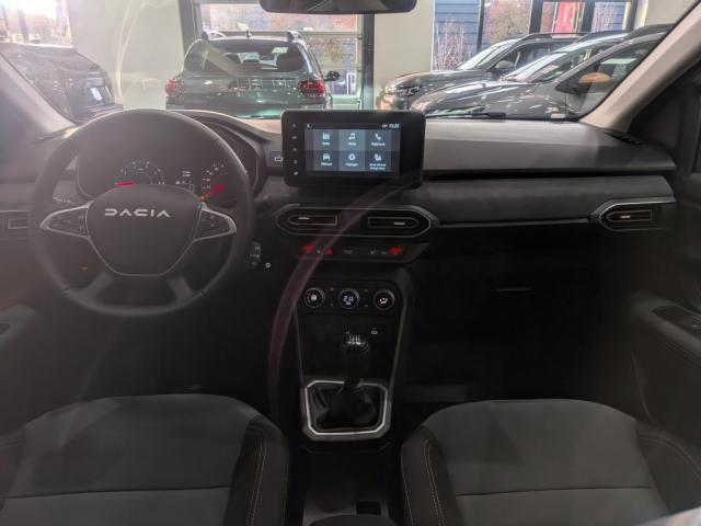 Dacia Sandero image 4